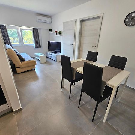 Apartma Bertoki コペル エクステリア 写真